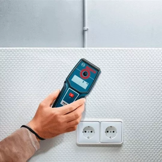 Bosch GMS 100M Professional Детектор скрытой проводки