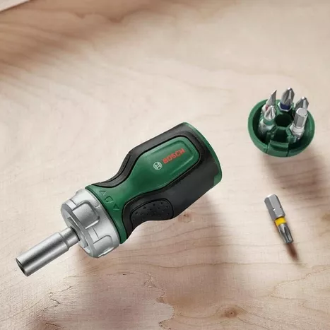 Bosch Stubby (1600A027PK) с трещоткой + 6 бит Викрутка