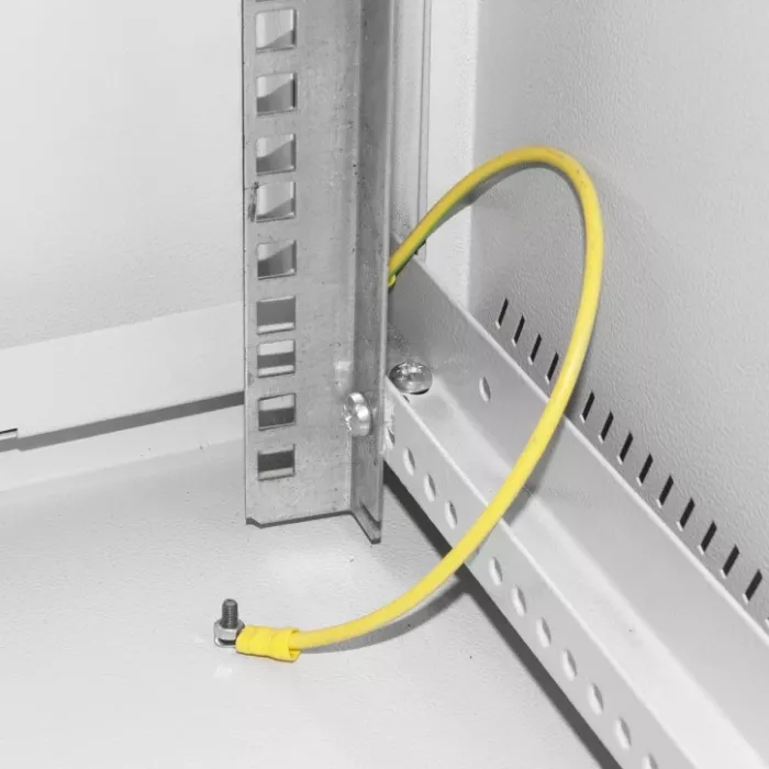 IPCOM СН-12U-06-06-ДС-1-7035 Шафа настінна 19"