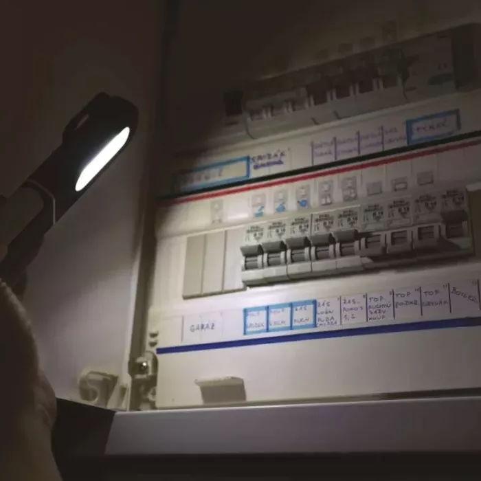 EMOS P4537 330лм 1200 мА*г Лiхтар LED