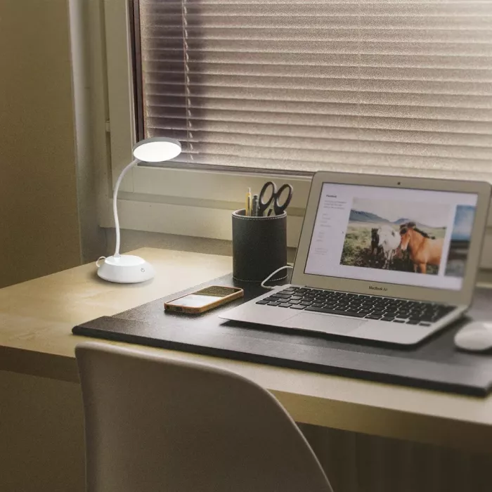 TITANUM TLTF-022G 7W 3000-6500K USB з акумулятором LED лампа настільна